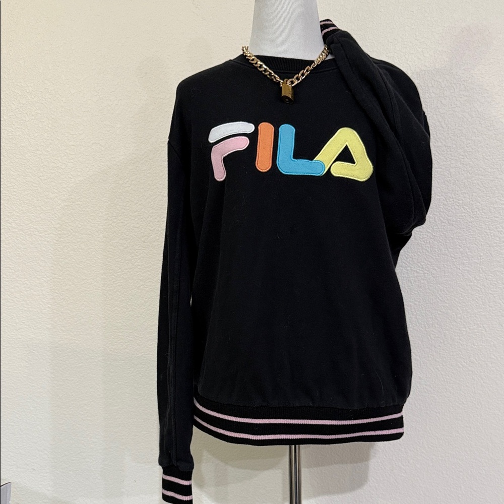 FILA Women's Black Sweatshirt with Multicolor Logo size large Gently Loved